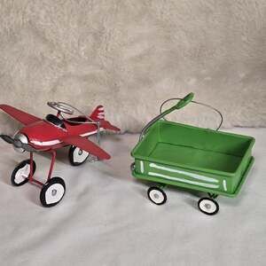 Vintage Red Airplane with Green Wagon Metal Ornament – Retro Christmas Decor